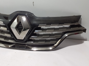  Grille de calandre avant 