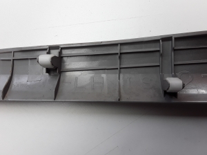  une autre pièce de la console centrale 