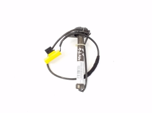  capteur d'impact du capot moteur 