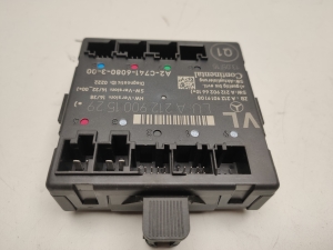  Unité de commande module de porte 