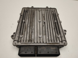  Ordinateur de moteur 