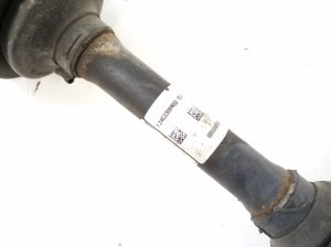  Arbre de transmission avant et ses composants 