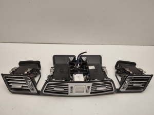  Grille de ventilation d’habitacle 