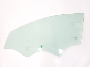  vitre de porte avant 