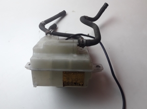  Réservoir de liquide à frein 