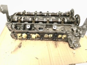  Tête de moteur 