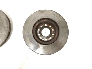 Disque de frein avant 