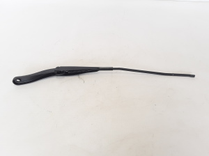  Windshield wiper blade 