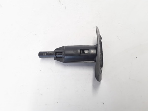  Headlamp spray nozzle 